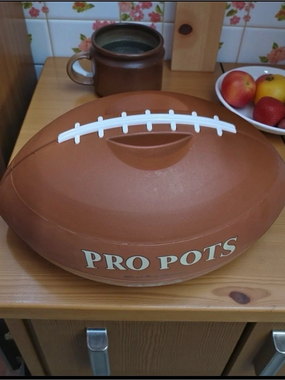 Pro Pots Football Slow Cooker Dip Warmer 1.5 Qt Removable Crock & Lid